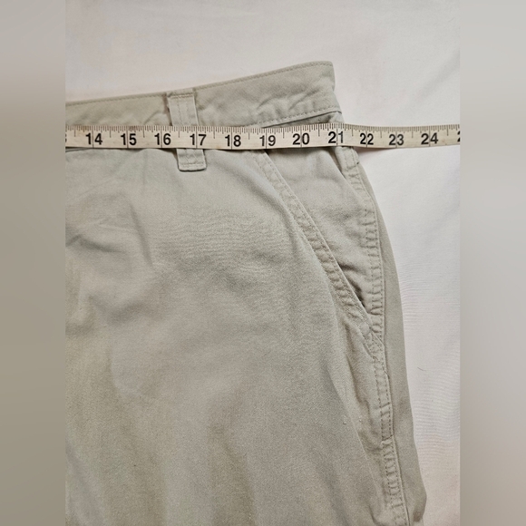 Wrangler Original Mens Beige Cargo Shorts With Side Pockets Size 42 - Picture 8 of 12